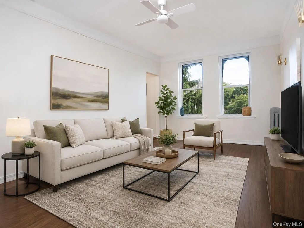 472 Gramatan Avenue # 5r, Fleetwood