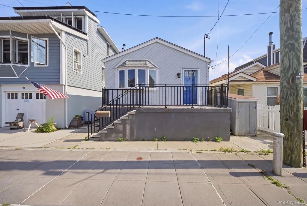 39 W 11th Road, Broad Channel