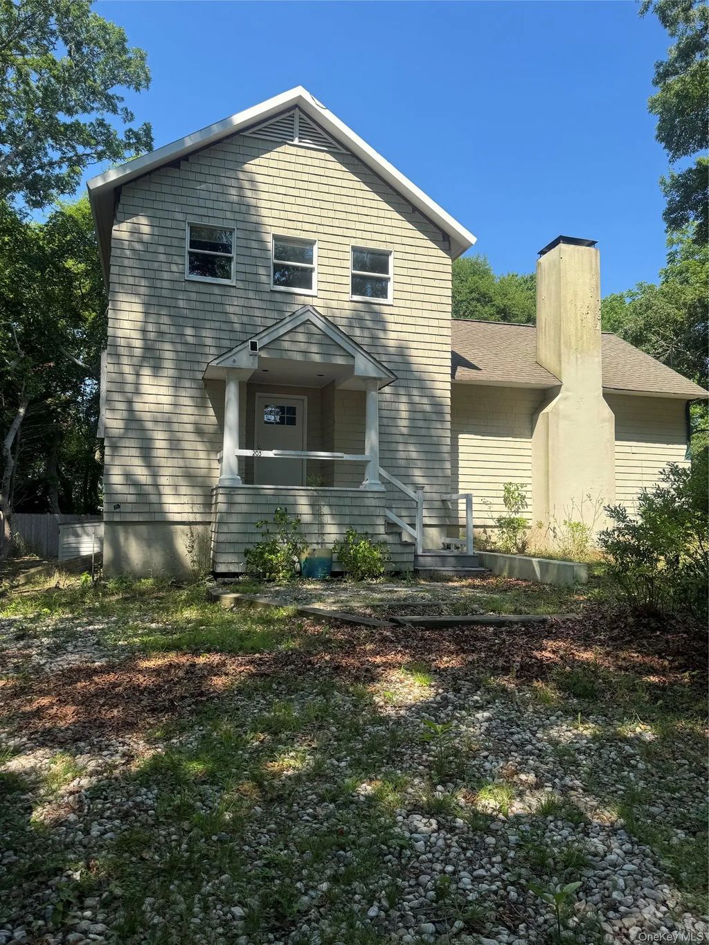 203 Head Of Pond Road, Water Mill
