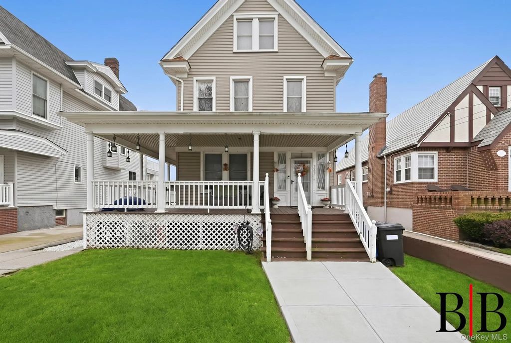 533 Beach 130th Street, Belle Harbor