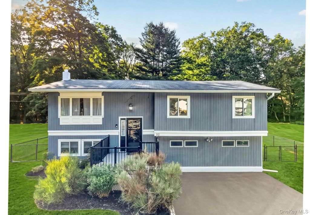 92 Boulevard, Cornwall On Hudson