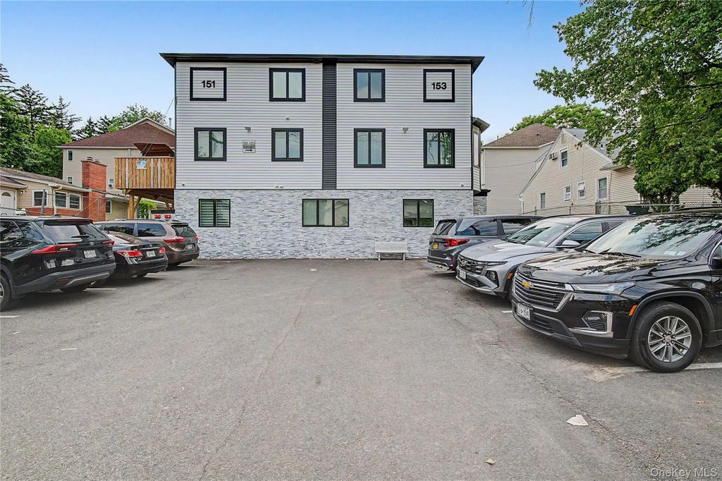 151 Blauvelt # 214, Monsey