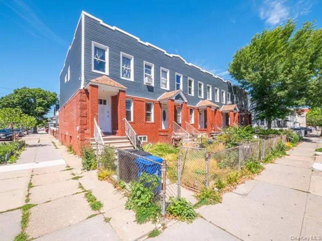 95-34-36-38-40 104 Street, South Ozone Park