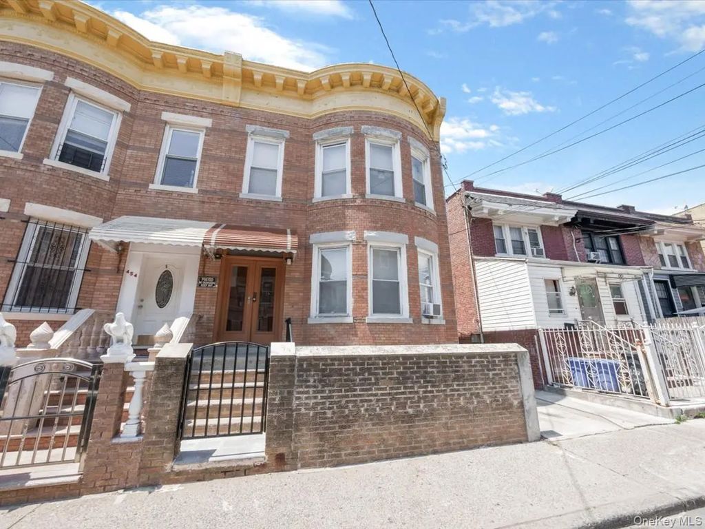 452 Lincoln Avenue # Hse, Brooklyn