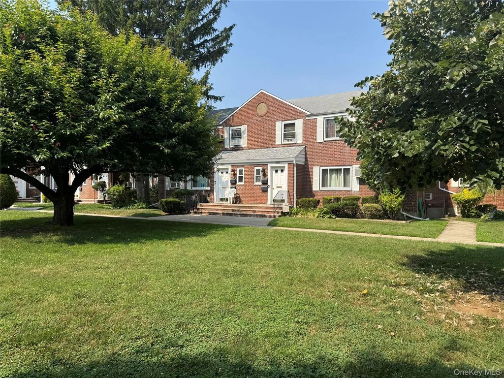 260-38 73 Avenue # B1, Glen Oaks