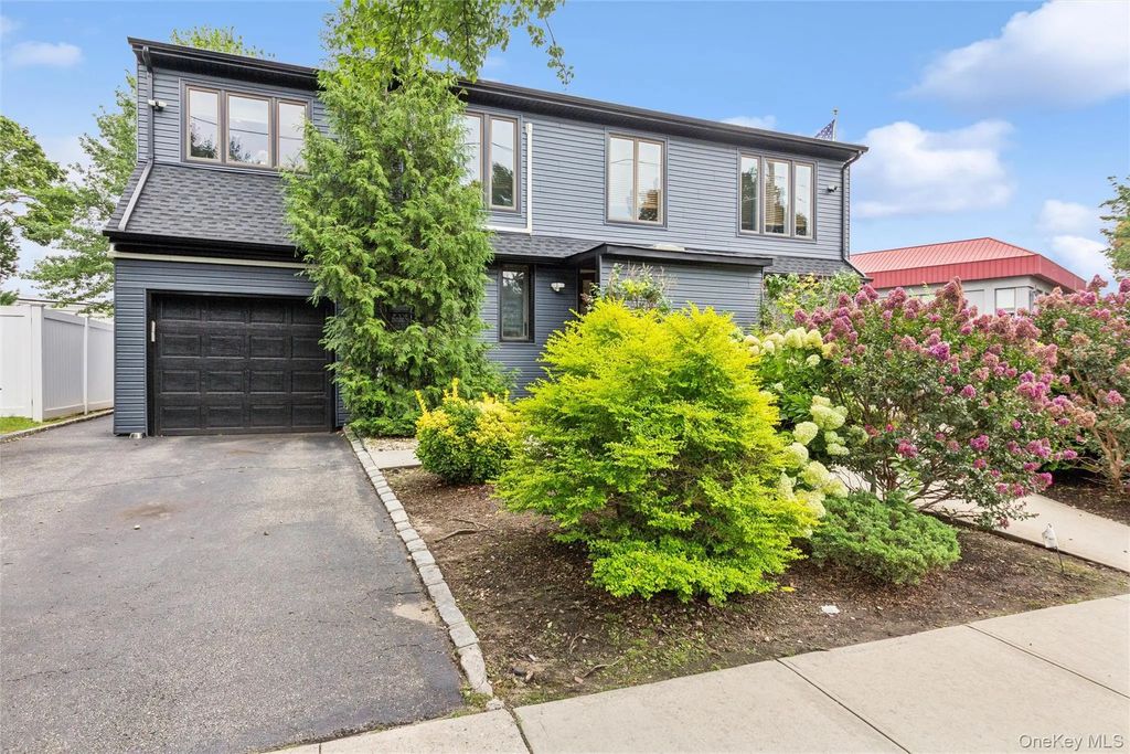 301 Merrick Avenue, East Meadow