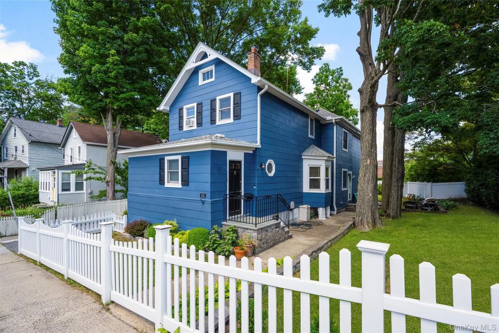 315 Maple Avenue, Mamaroneck