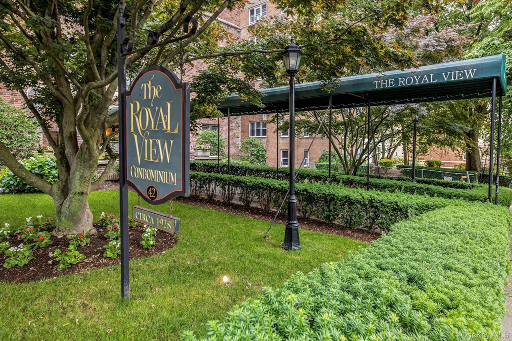 42 Barker Avenue # 2b, White Plains