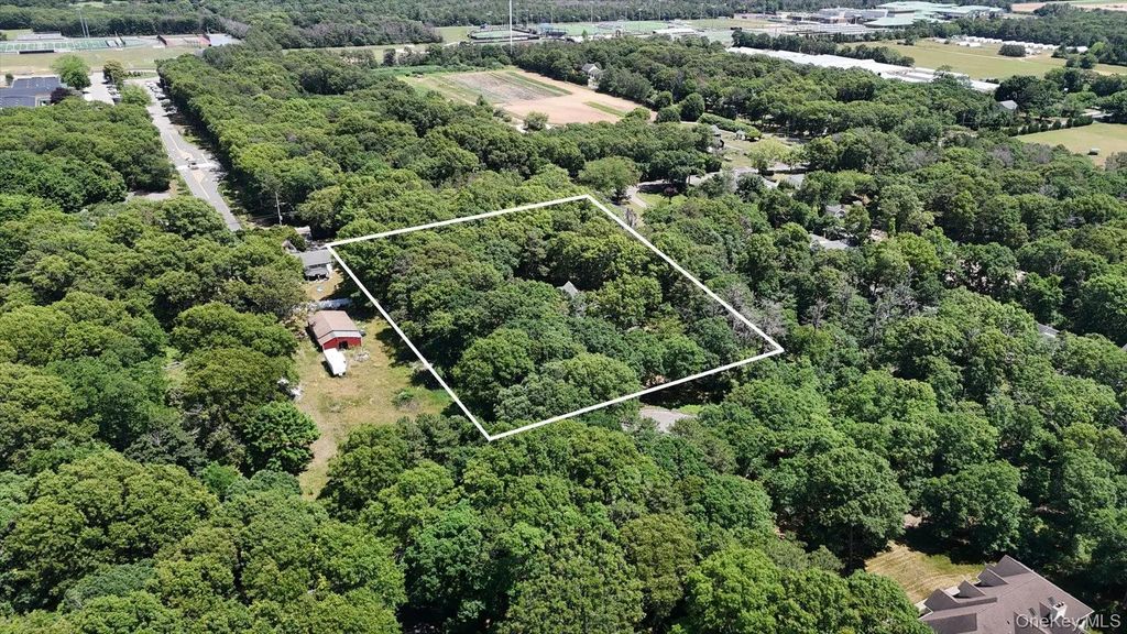 74 John Lane, Manorville