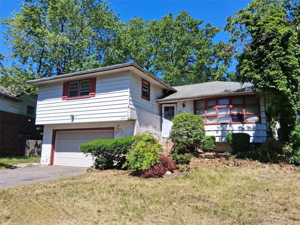 1036 Furth Road, Valley Stream