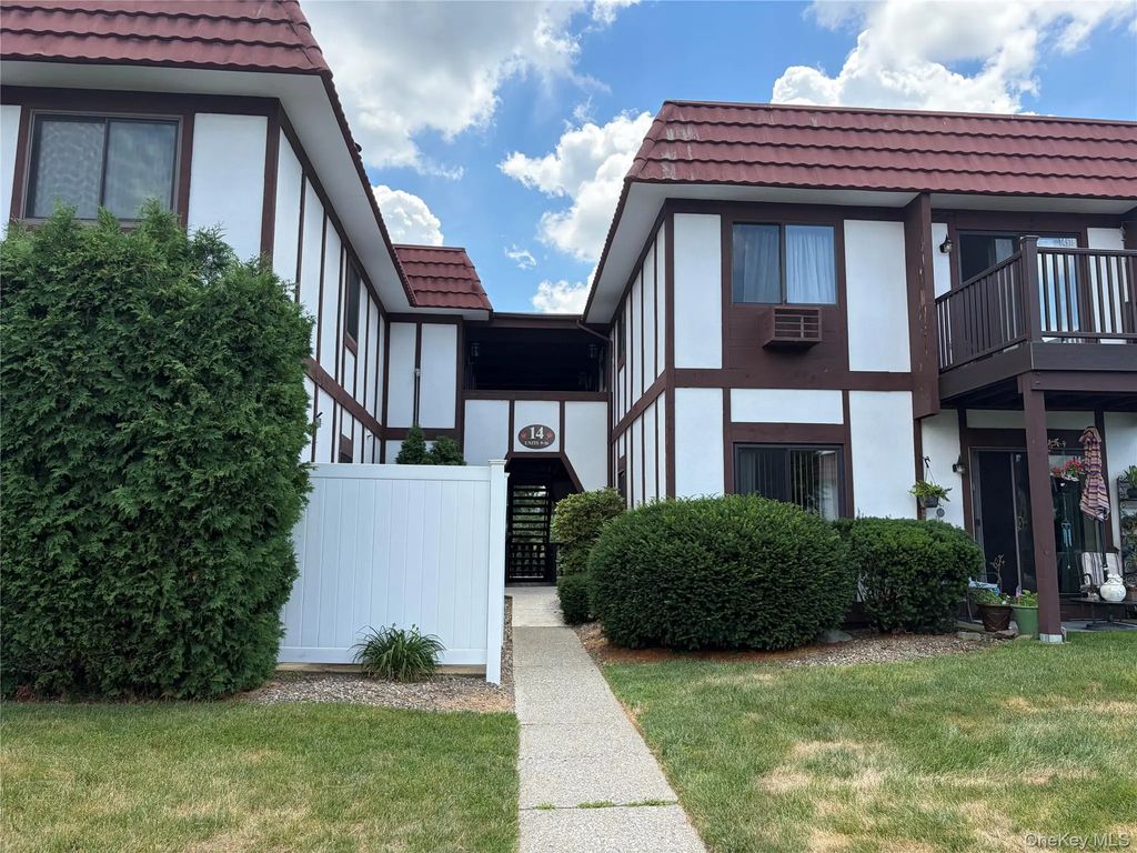 14 Skyline Drive # 14, Fishkill