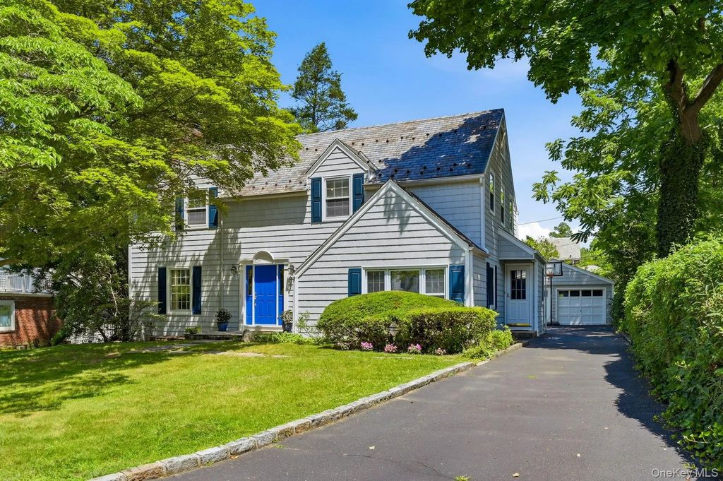 17 Monfort Road, Port Washington