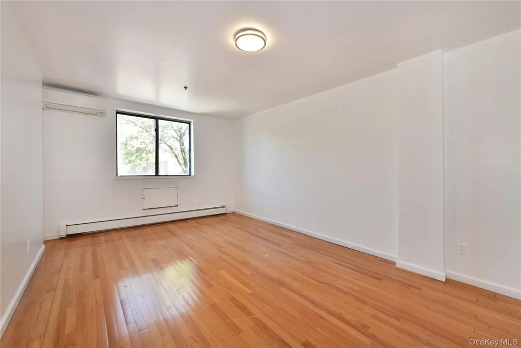 133-38 Avery Avenue # 3fa, Flushing
