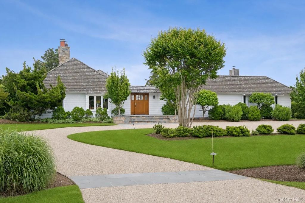 12 Ogden Lane, Quogue