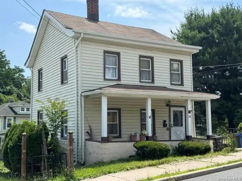 10 Forest Avenue, Middletown