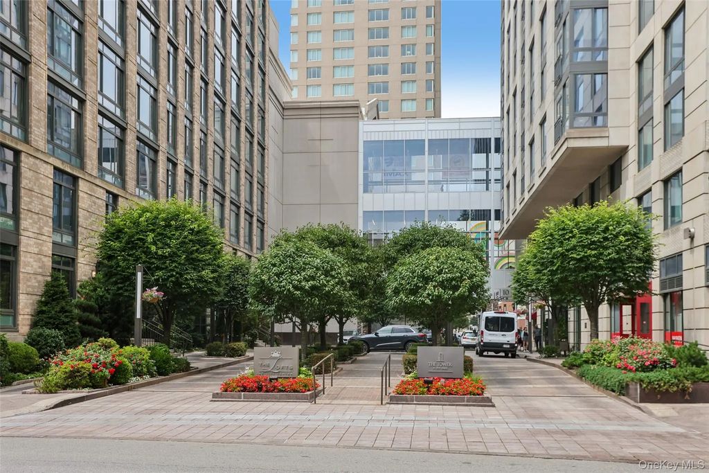 25 City Place # 6c, White Plains