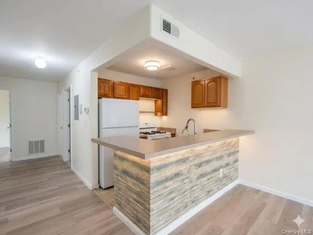 169 Sea Grass Lane # 2, Arverne