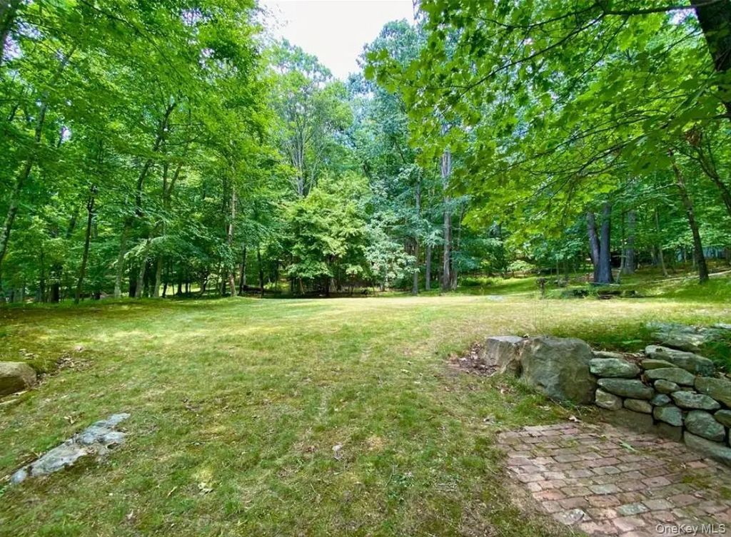 157 Johnsontown Road, Sloatsburg