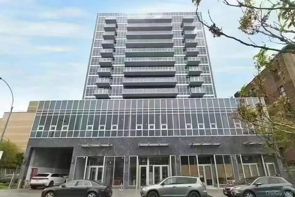 4162 Bowne Street # 14e, Flushing