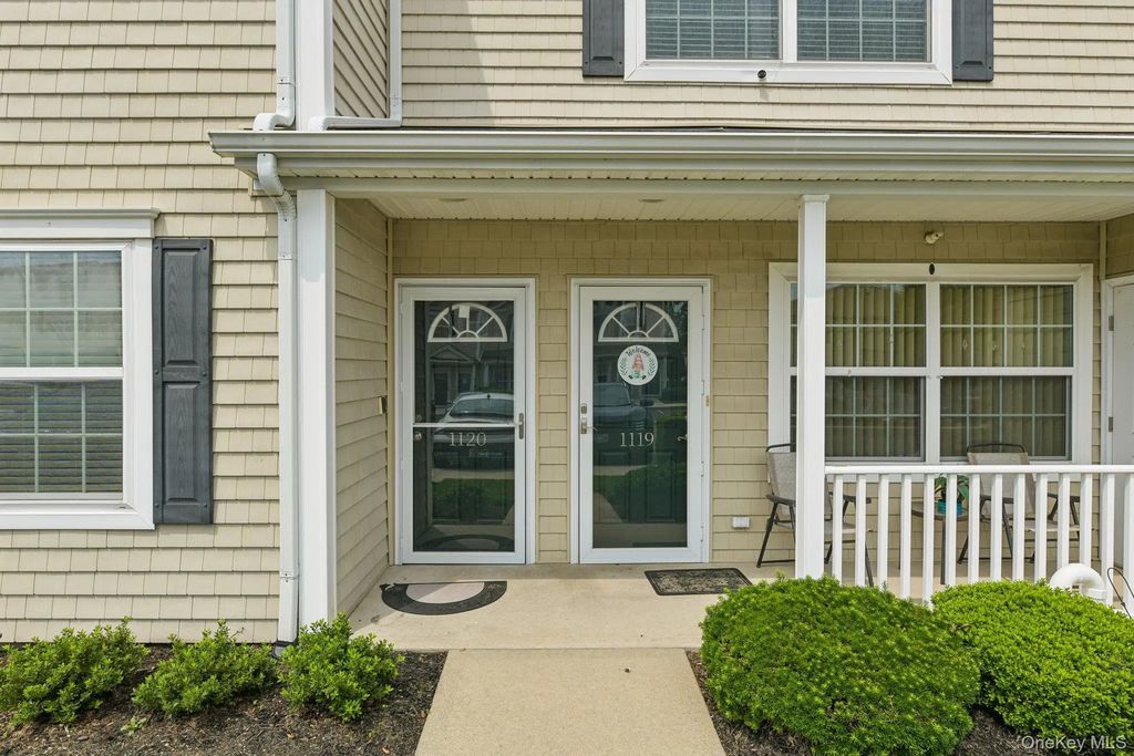 1120 Willow Lane, Valley Stream