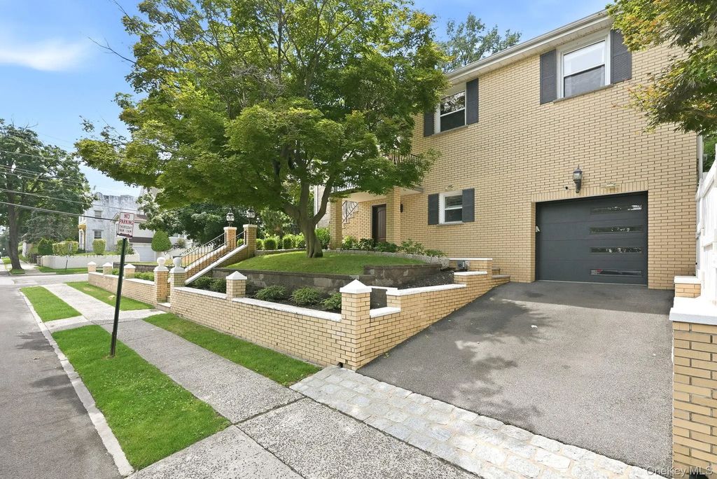 95 Vernon Avenue, Yonkers