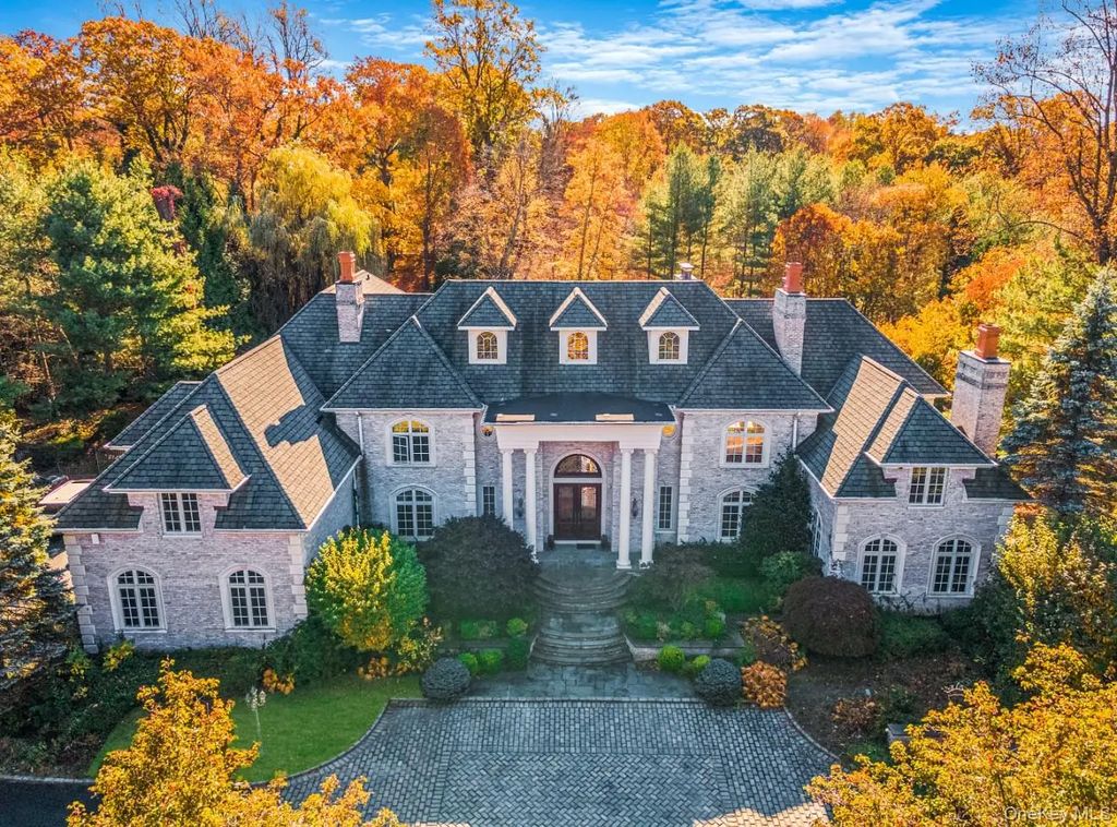 30 Arden Lane, Sands Point