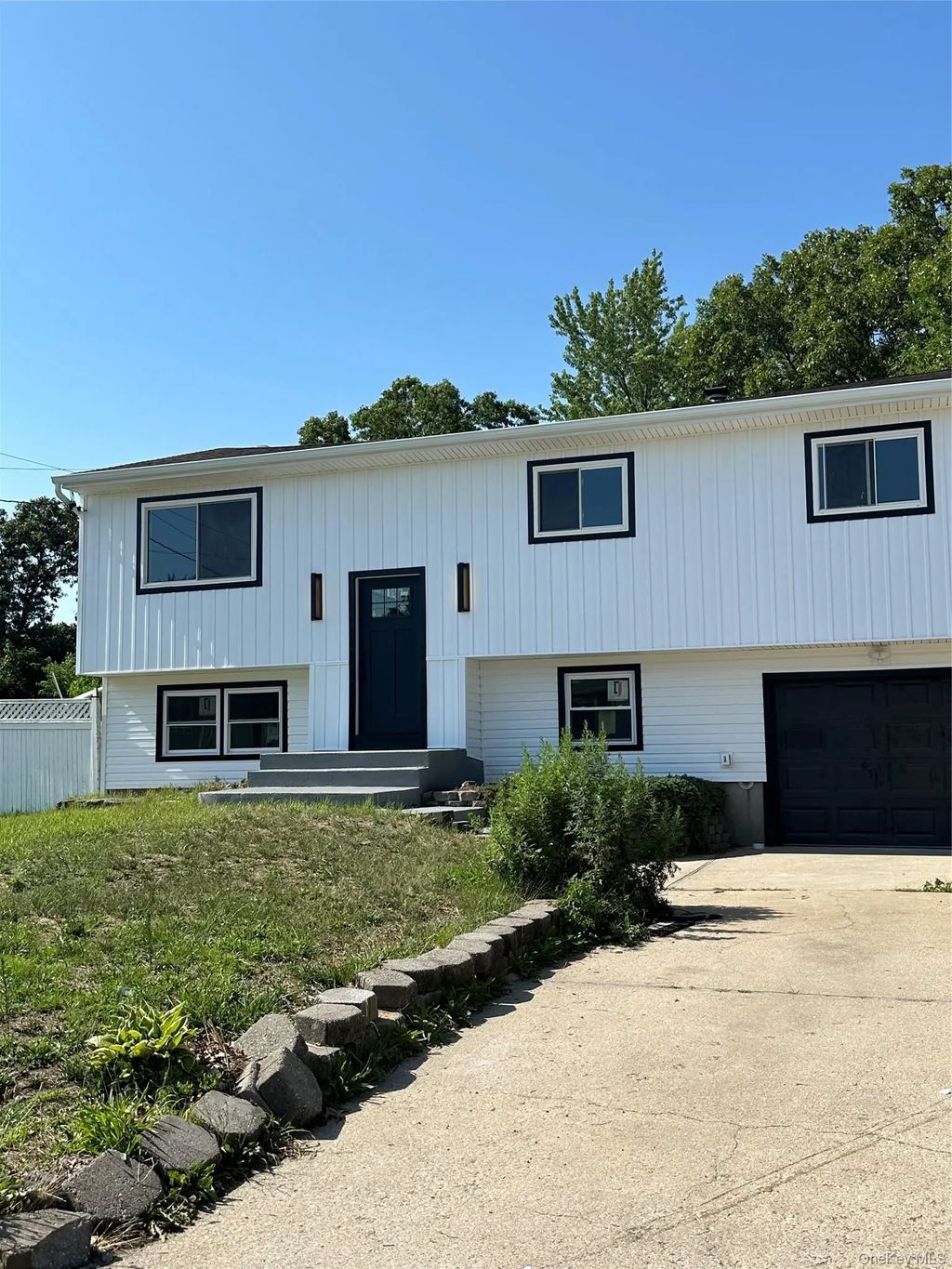 501 Hawkins Road, Selden
