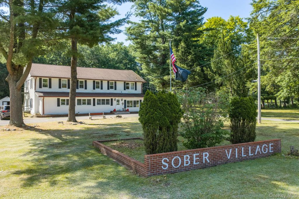 182 Route 209, Port Jervis