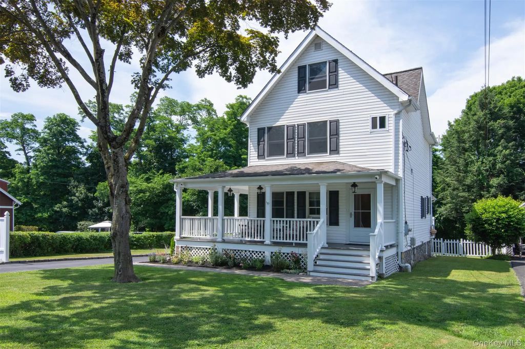74 Oregon Road, Cortlandt Manor