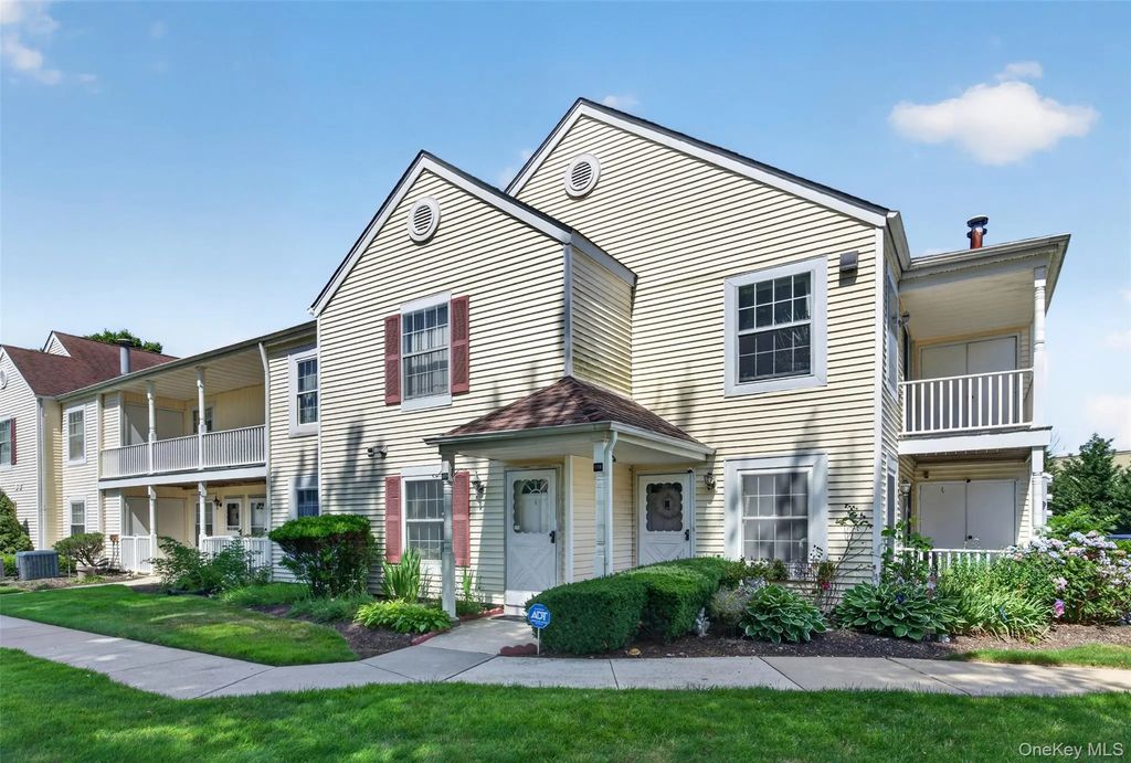 178 Fairview Circle, Middle Island