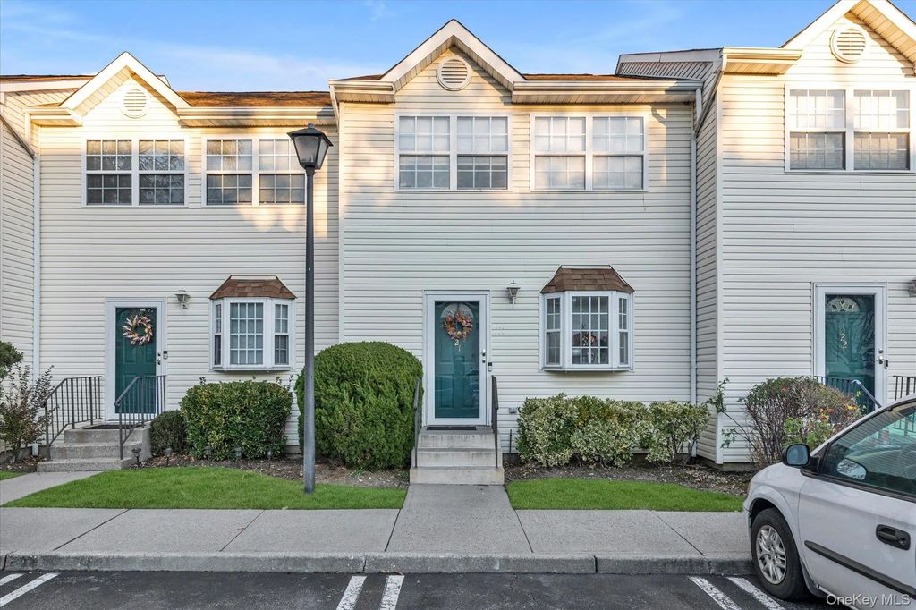 1027 Jerusalem Avenue # 121, Uniondale