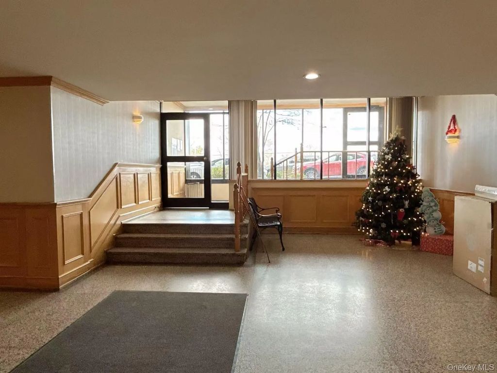 144-60 Gravett Street # 2b, Flushing