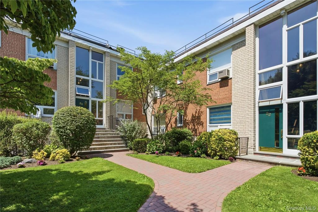 20 Channing Place # 2l, Eastchester