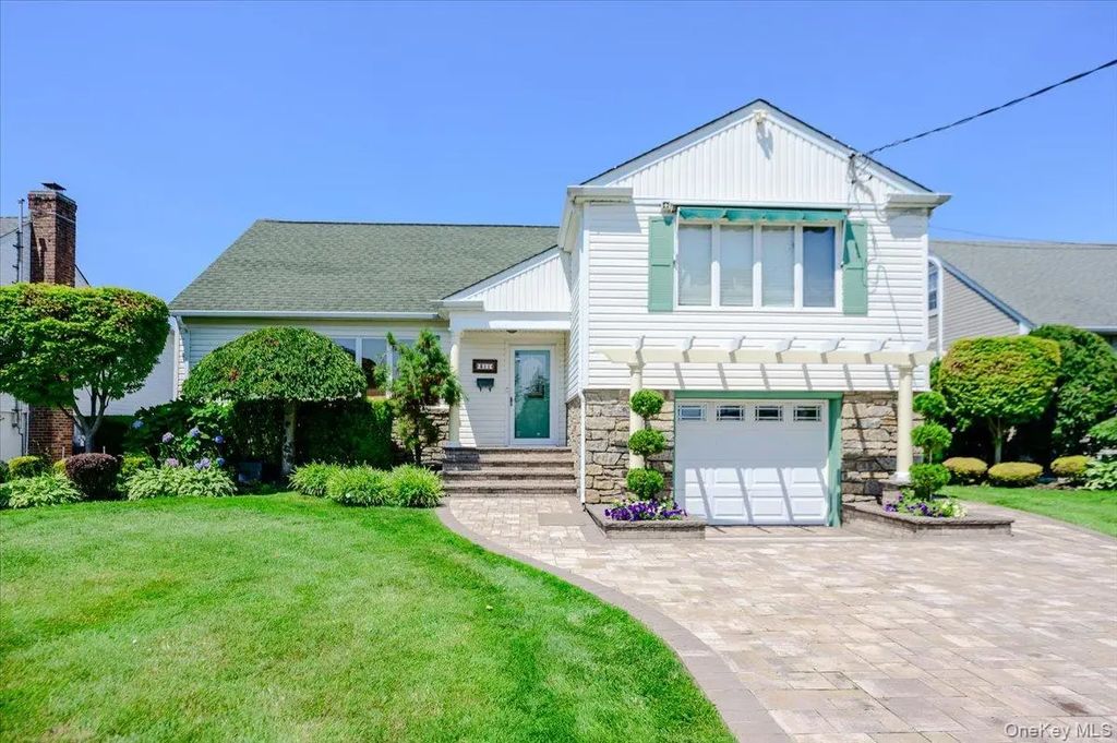 311 Blackheath Road, Lido Beach