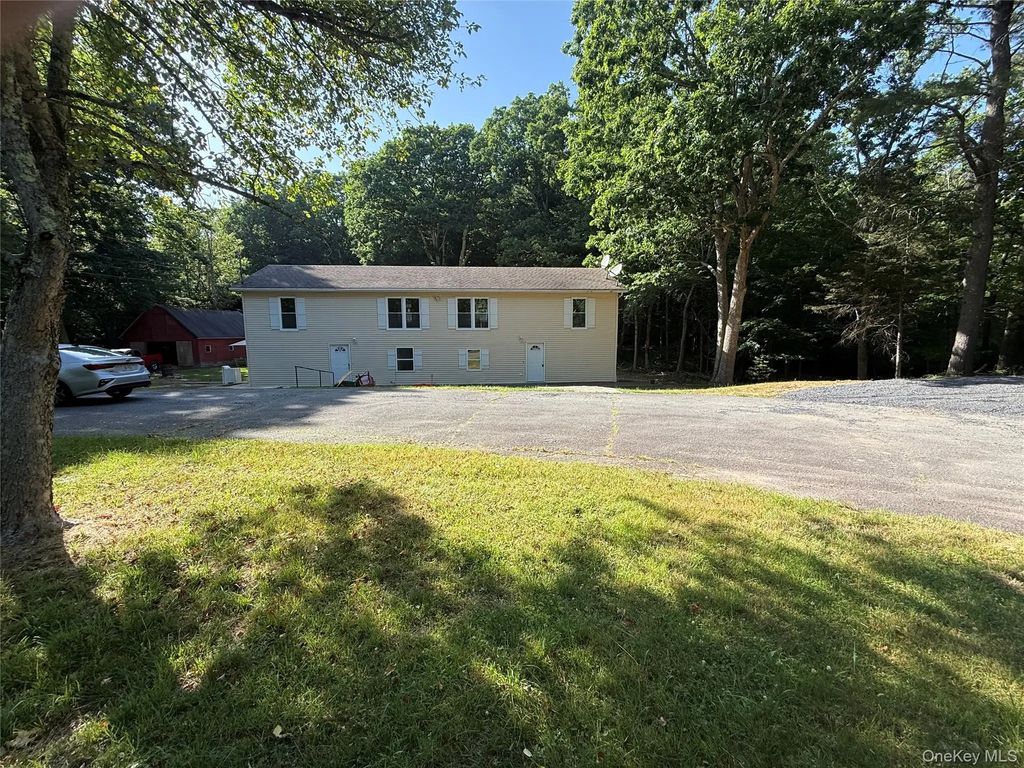 52 Boxbaum Road # 1, Huguenot