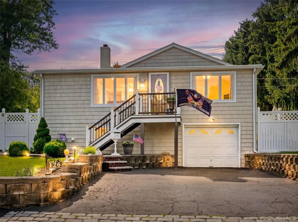 126 S Harrison Avenue, Congers