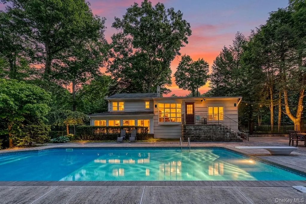 26 River Road, Suffern