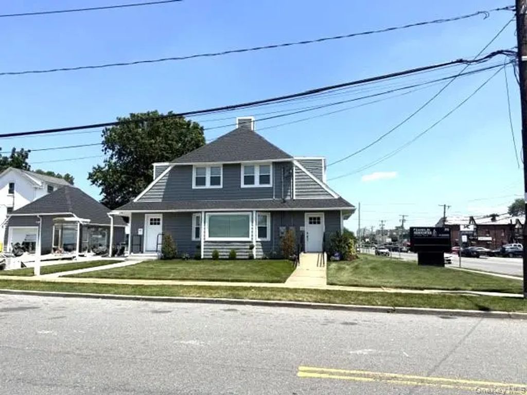 313 Hempstead Avenue # 1, West Hempstead
