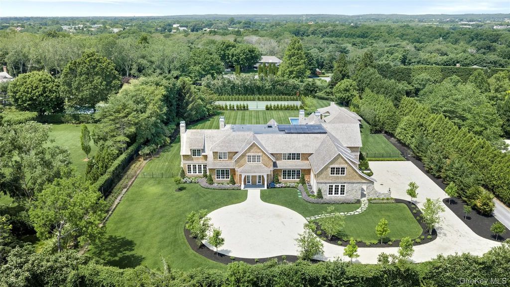 120 Halsey Lane, Bridgehampton