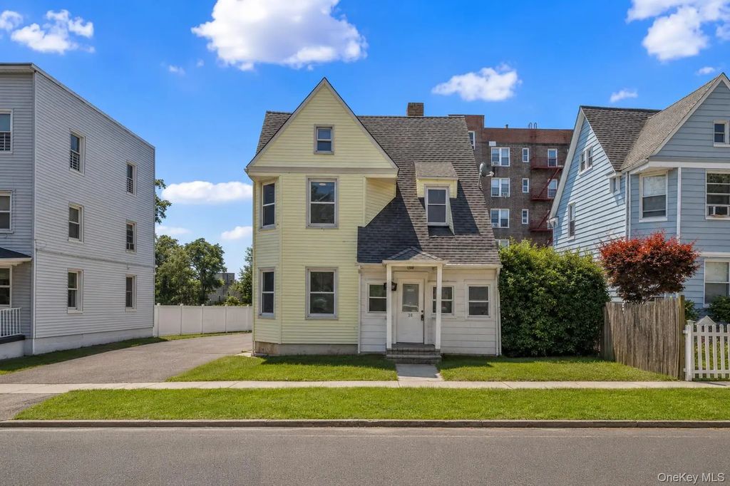 38 Trinity Place, New Rochelle