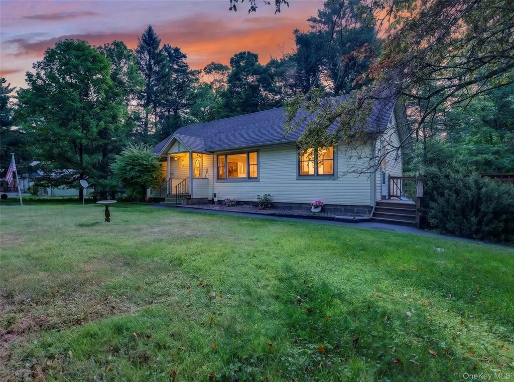 80 Beaver Brook Road, Yulan