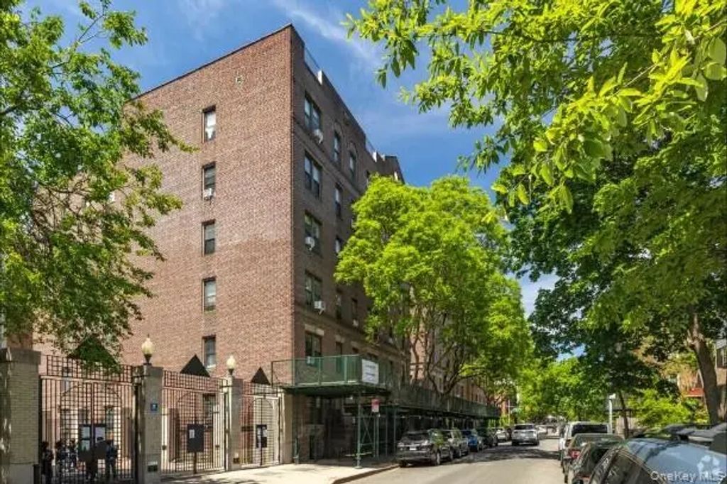 34-20 83rd Street # 3d, Jackson Heights