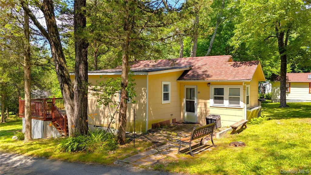 50 Glanhope Road # 21, Hopewell Junction