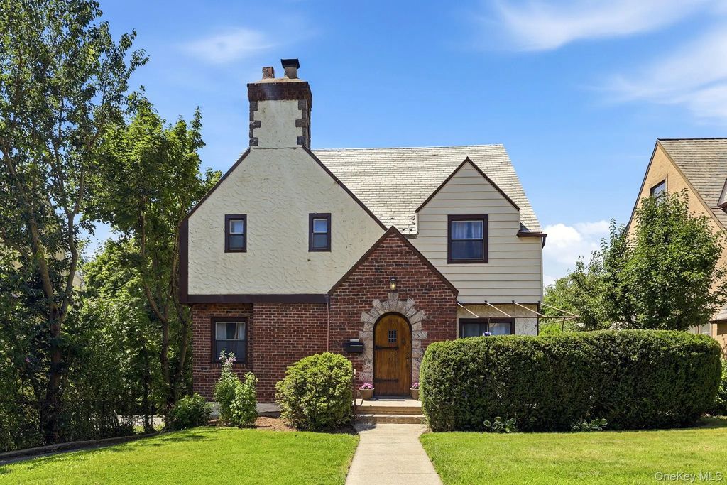873 James Street, Pelham