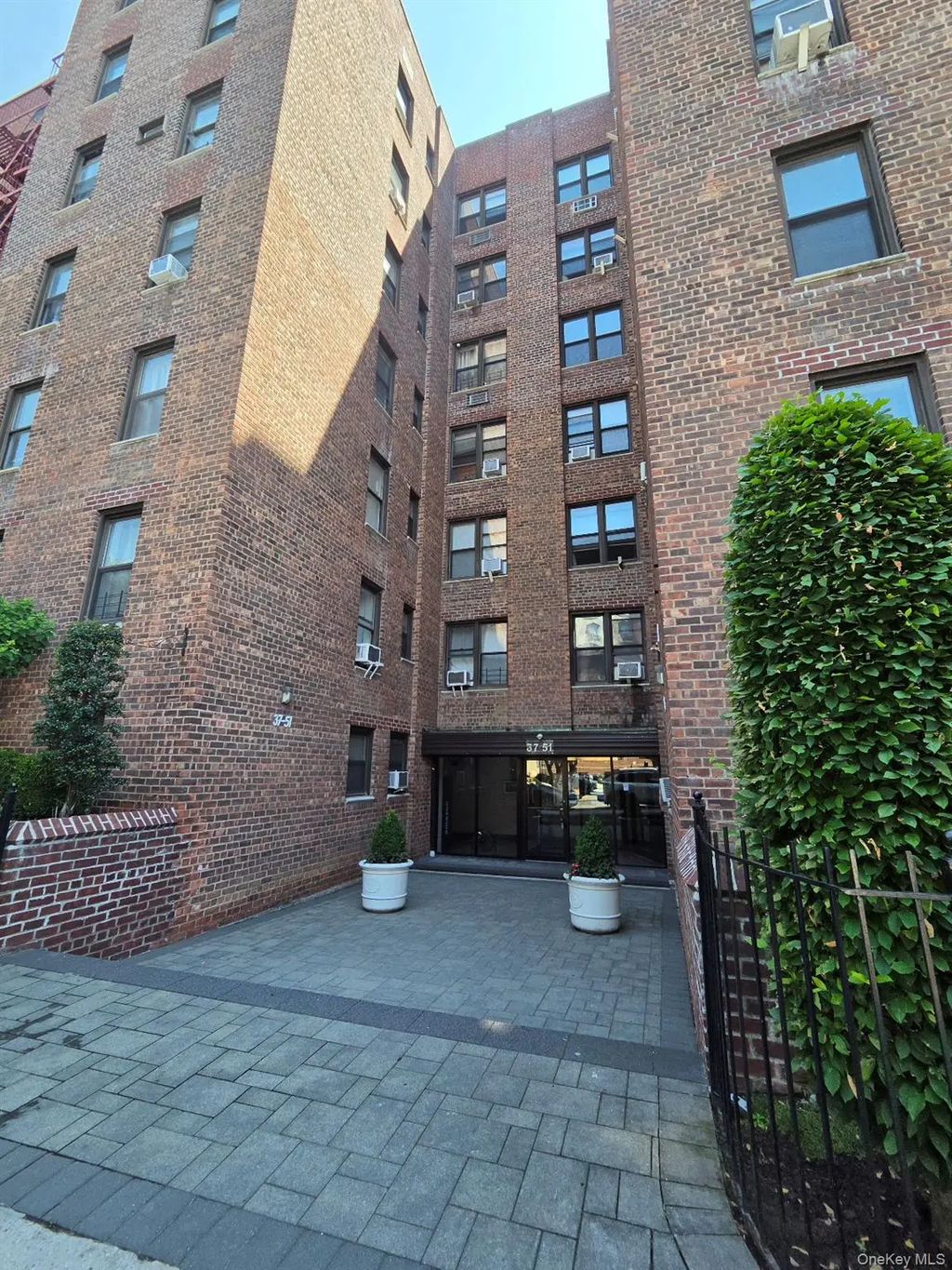 37-51 86th Street # 3b, Jackson Heights