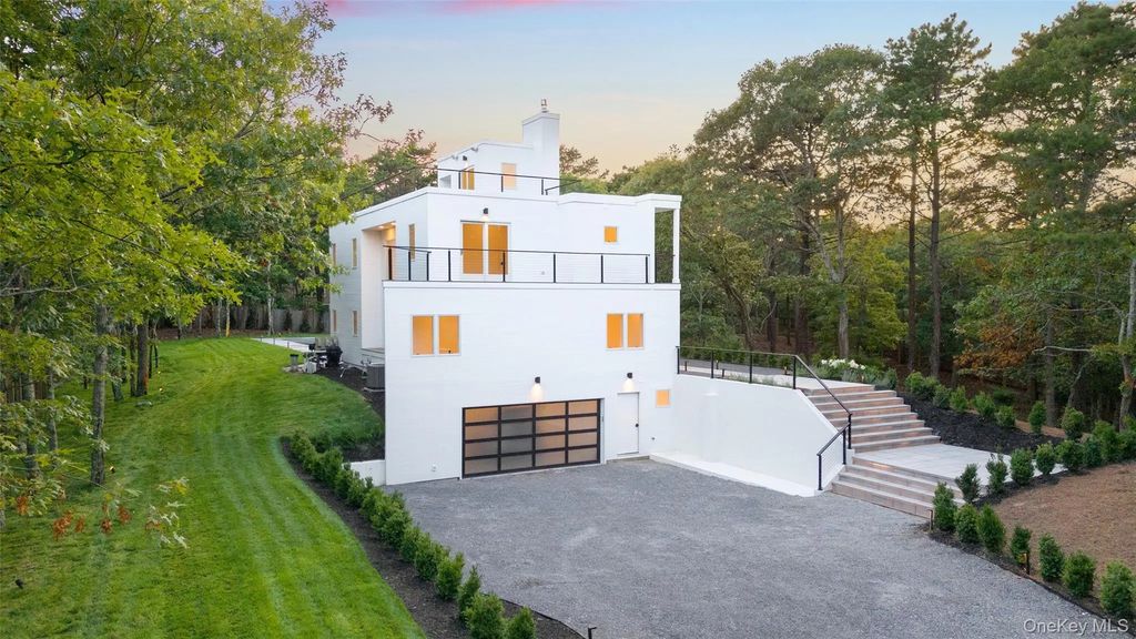 5 Bark Court, Wainscott