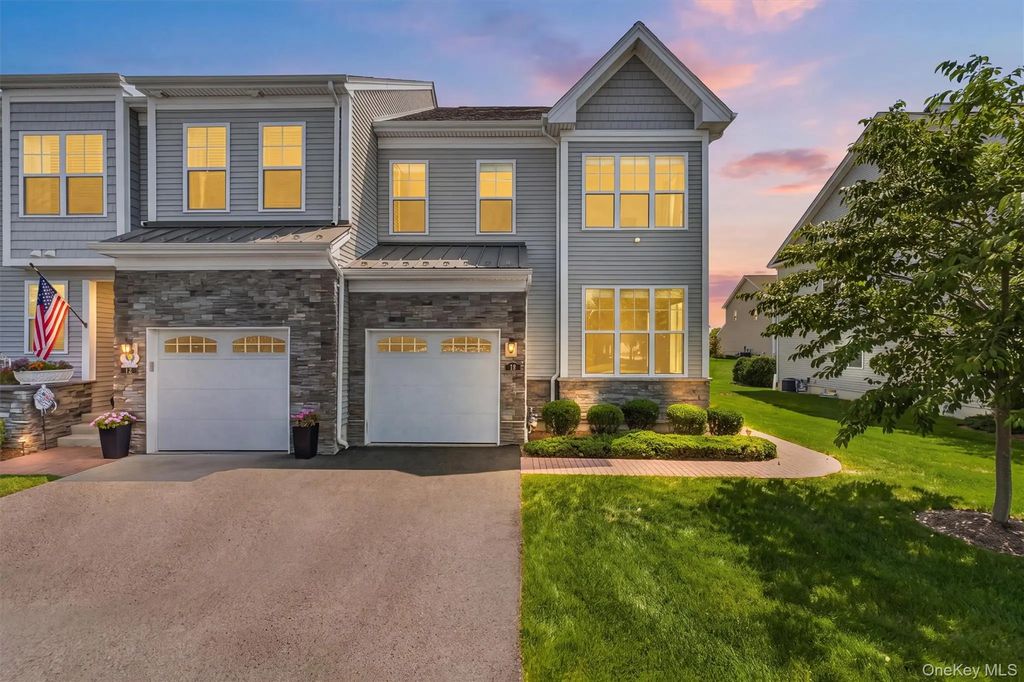 12 Fenton Way, Hopewell Junction