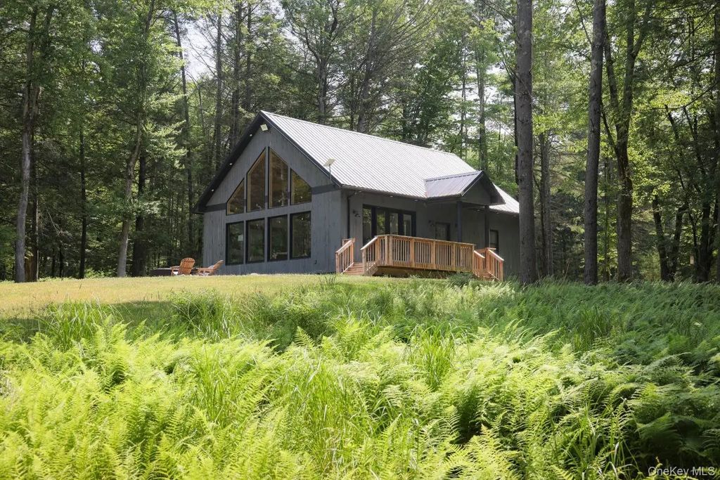 305 Reyer Road, Narrowsburg