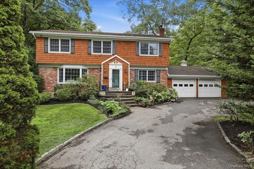 62 Hemlock Drive, Sleepy Hollow