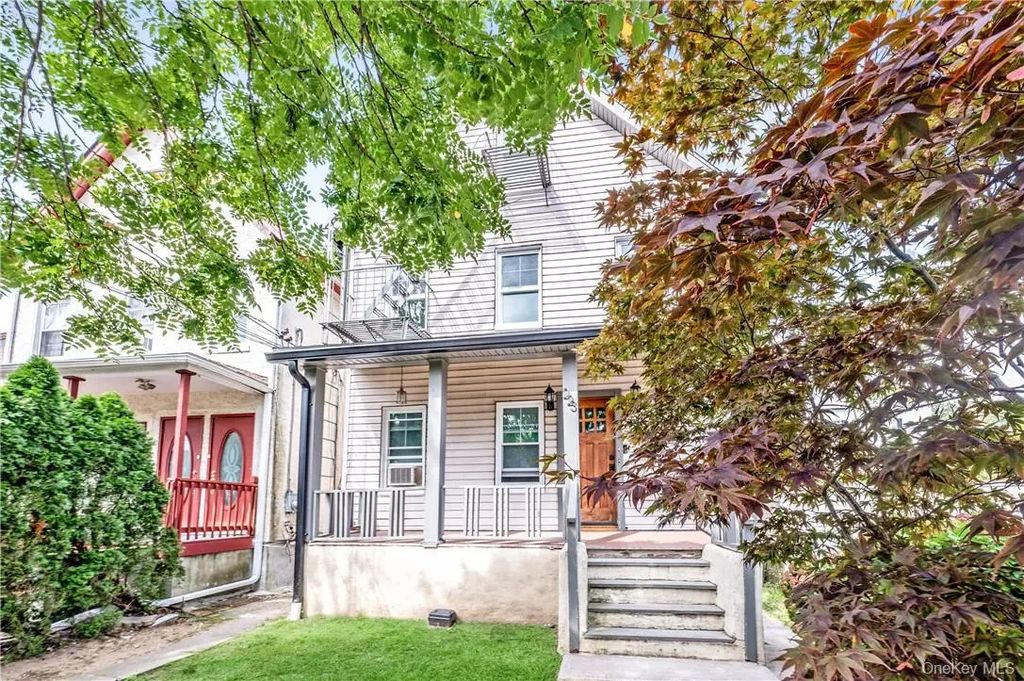 223 Fourth Avenue, Pelham